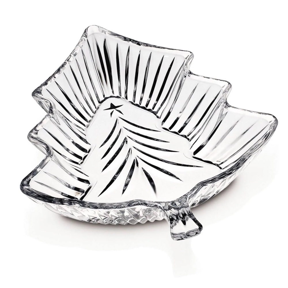NEW Mikasa Holiday Evergreen Christmas Tree Crystal Dish 6”